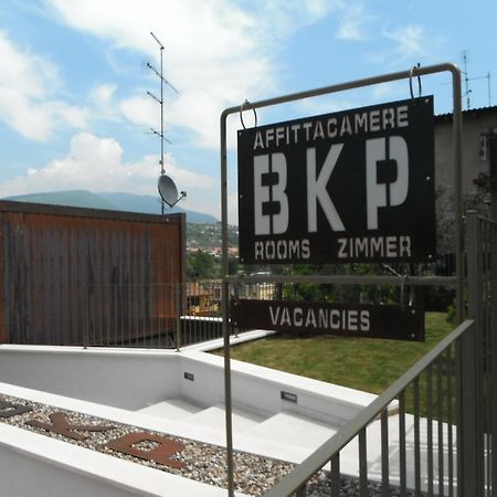 Bikapi Bed and Breakfast Garda  Buitenkant foto