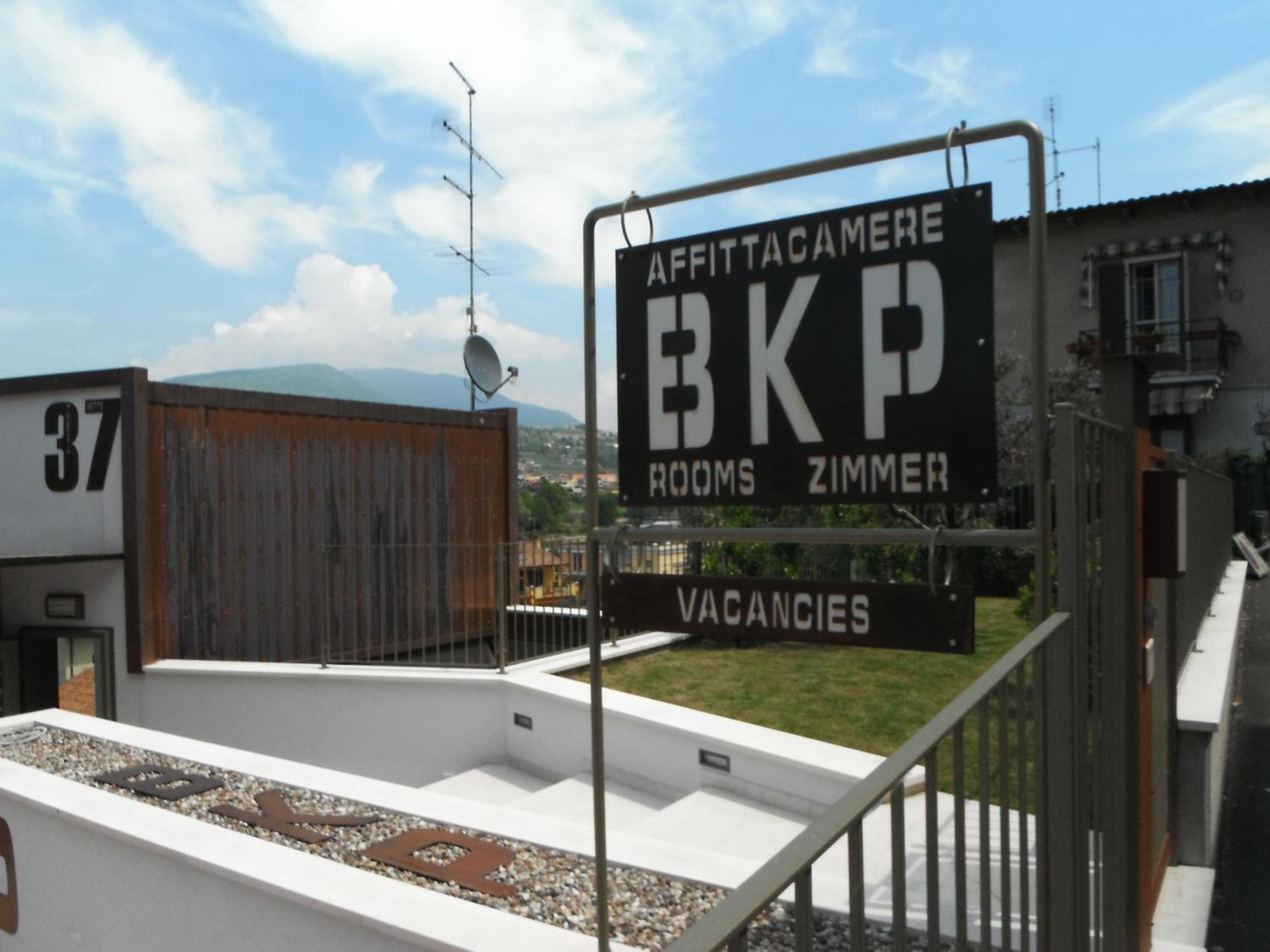 Bikapi Bed and Breakfast Garda  Buitenkant foto